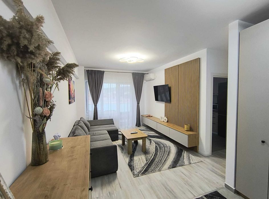 Ap. 1 cam. decomandat, mobilat si utilat complet, parcare proprietate inclusa, Complex Unirea Towers