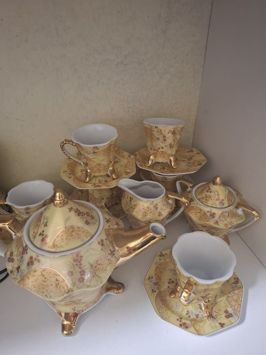 Продам чайный сервиз