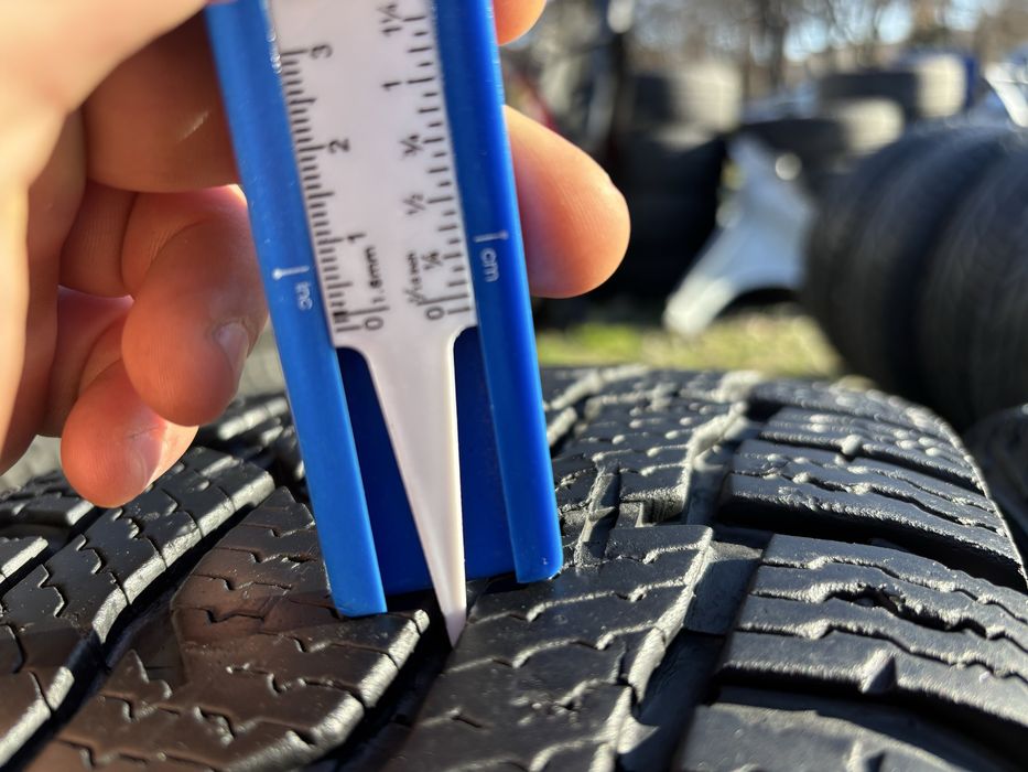 225/75 R16C 2бр зимни гуми