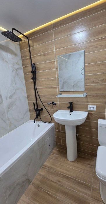 Продаётся Чиланзар 1 2в3 3этаж.