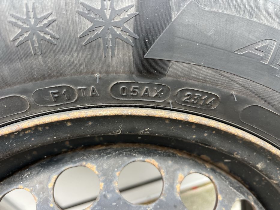 Железни Джанти 15-ки 5/112 със зимни гуми Michelin Alpin 5