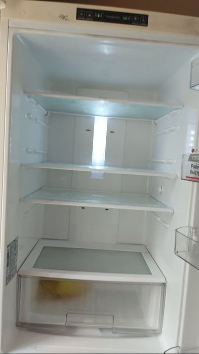 Продам холодильник