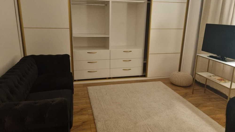 Garsoniera de lux de inchiriat