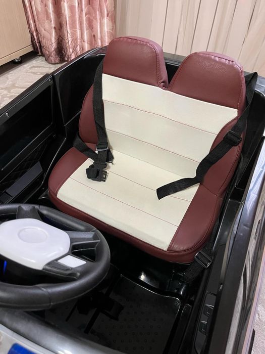 Продам детскую машину