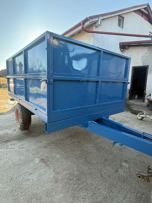 Vând remorca basculabila