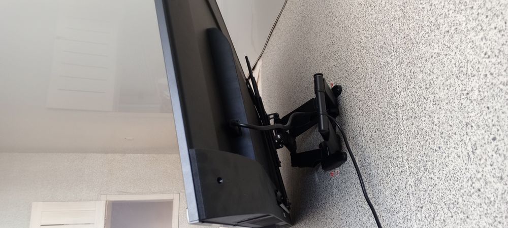 Продам новый телевизор