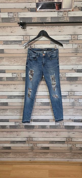 Guess XS-дамски дънки (А-240)