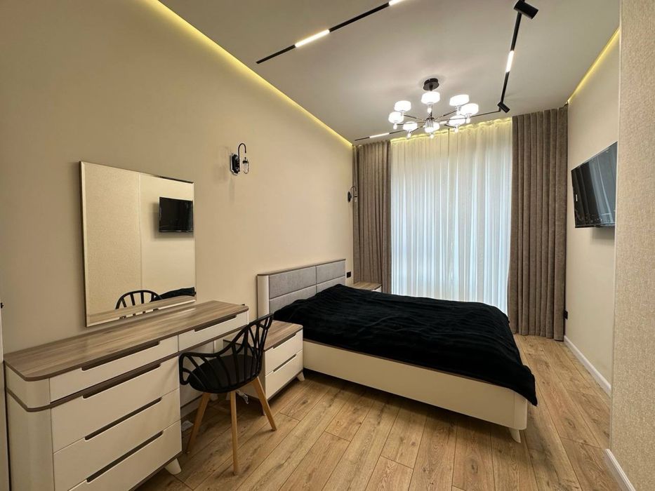 Аренда 2 комн квартира, евроремонт, рядом метро, Akay City