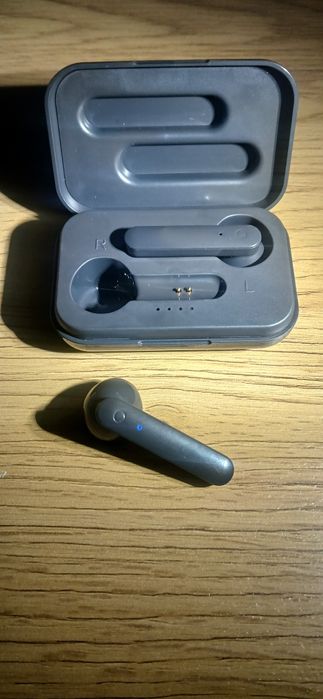 Căști noi de vânzare