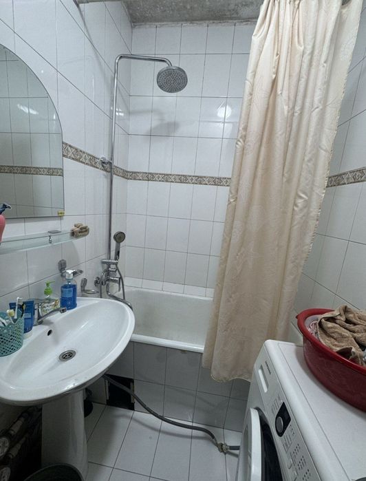 Продаётся Юнусабад 7кв 4/3/4