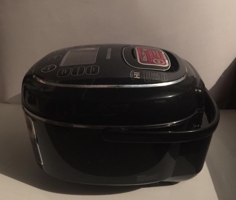 Продам мультиварку Redmond