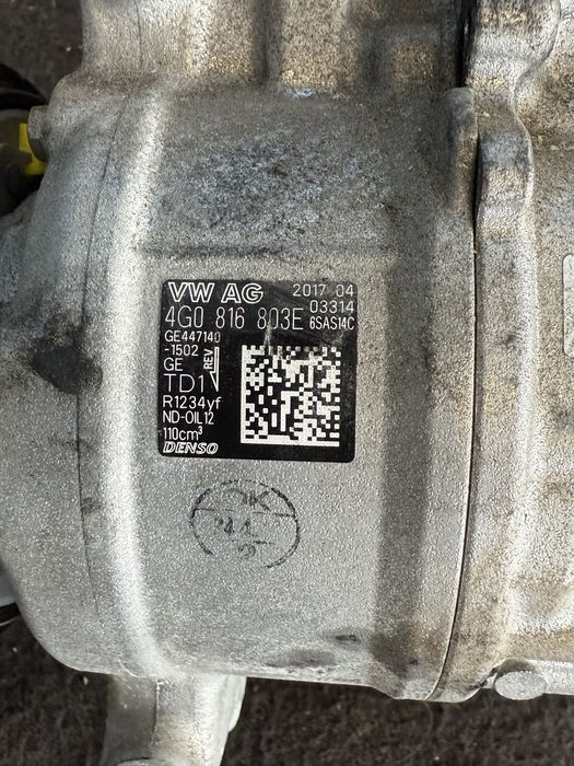 Компресор климатик Audi A7 A6 faicelift след 2016год 4g0816803 Denso