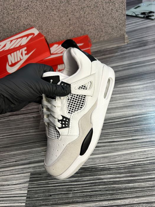 Jordan 4 Retro Military Black - adidasi premium noi