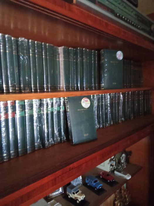 Colecția completa "100 carti pe care trebuie sa le ai in bibioteca"