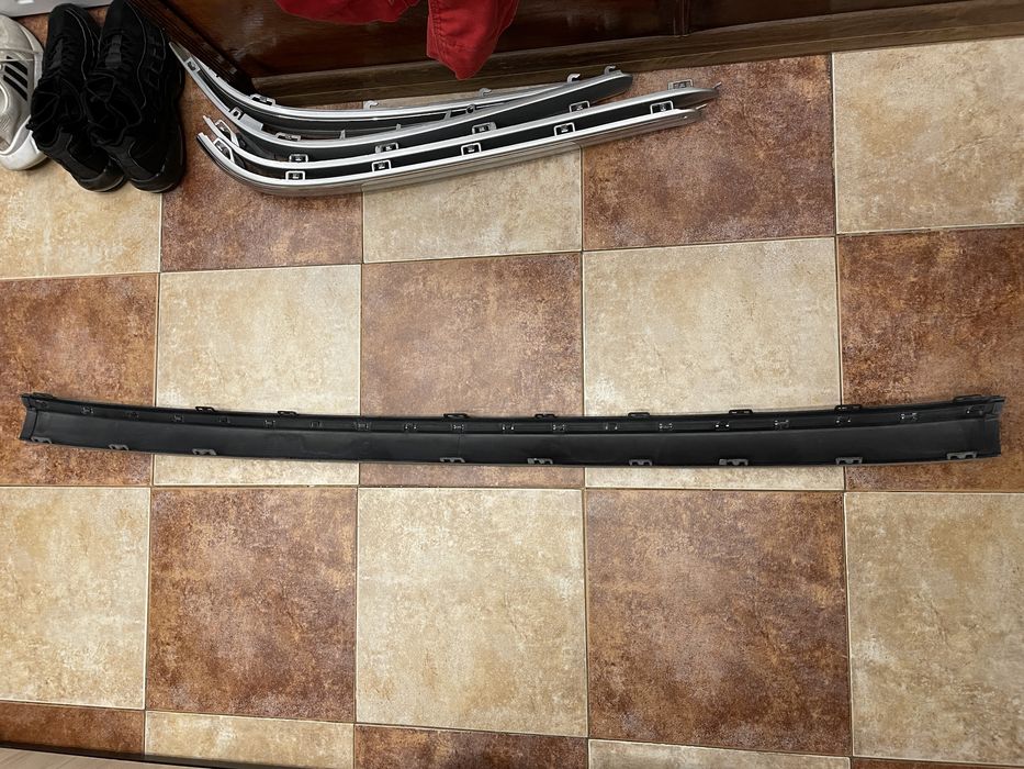 Лайсни от броня за Мерцедес Е 270