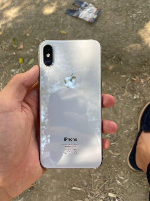 Iphone X  srochna sotiladi