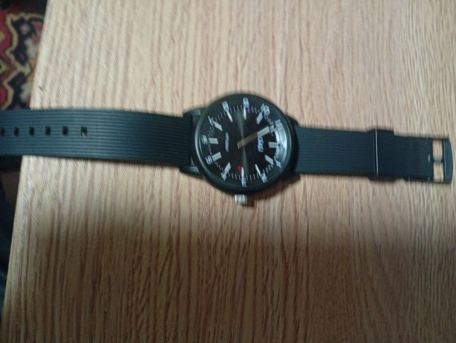 Часы водостойкие до 10бар