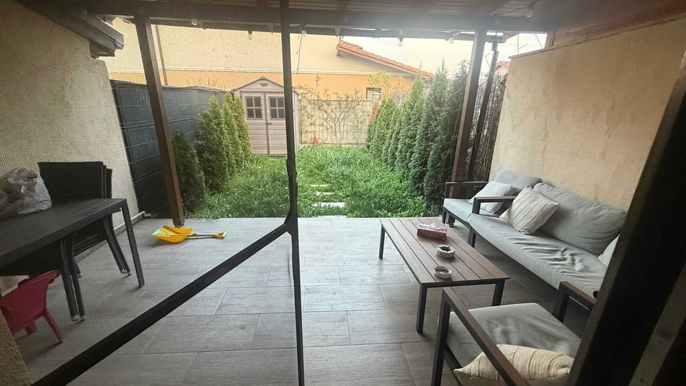 Casa tip triplex Dumbravita