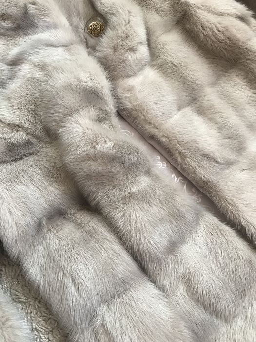 Продается норковая шуба