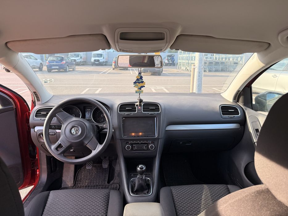 VW Golf 6 1.4 Benzină 80 CP | 117.000 km | Unic Proprietar | Cumpărată de Nouă