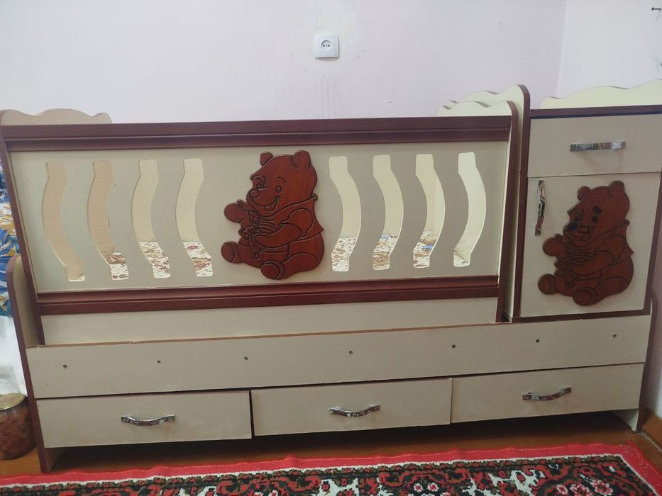 Detiski karovat shkaf