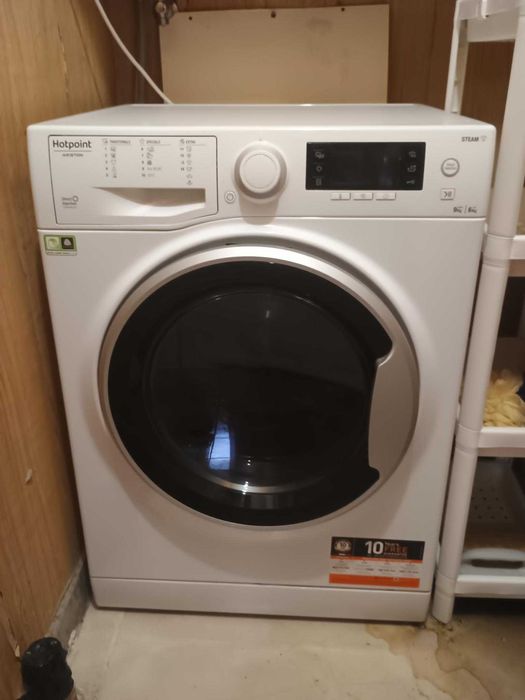 Комбинирана пералня със сушилня