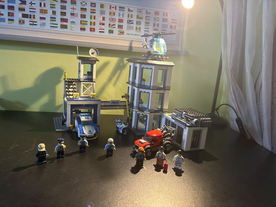 LEGO City 60141- Sectia de politie