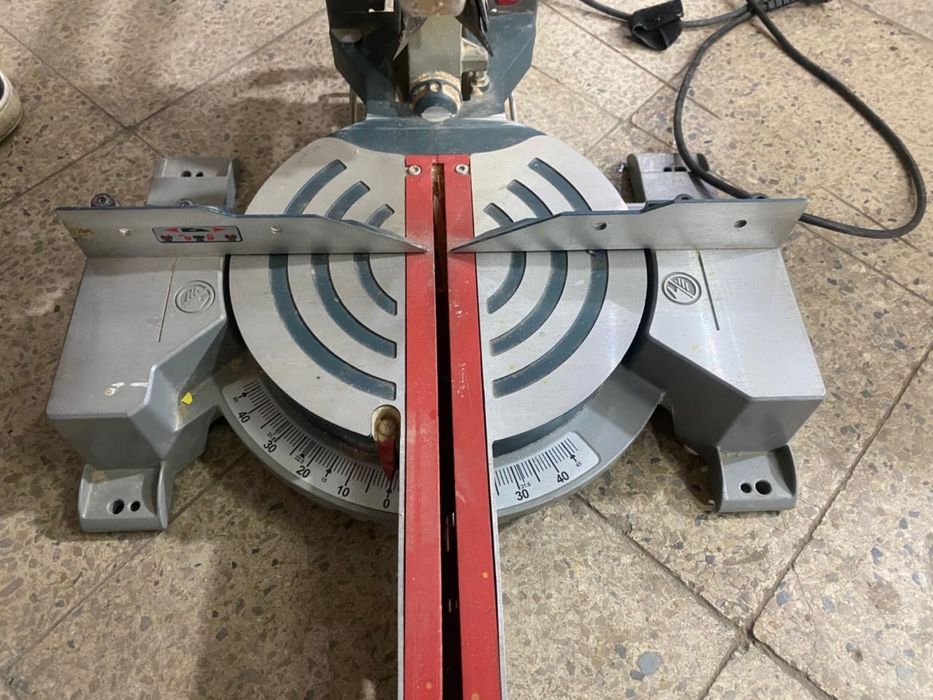 Торцевая пила продам