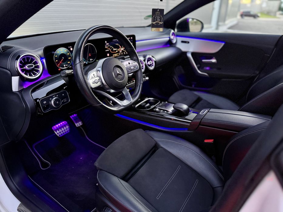 Mercedes Benz CLA250e AMG / 2020 / 175.000km / panoramic / ambientale