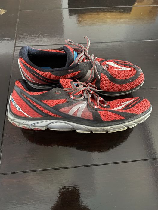 Brooks sneakers ( brantul 28,5 cm )