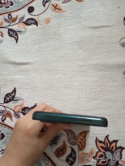 Black Vivo Y03 64/4 gb