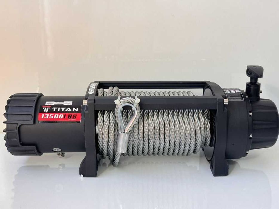 Лебедка TITAN ULTRA 13500 Lbs , 12V, електрическа, за пътна помощ джип