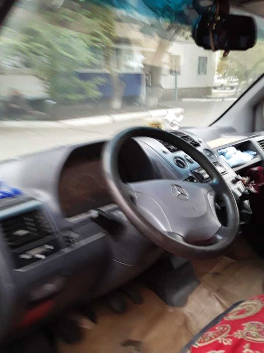 Продам минивэн "Mercedec vito"
