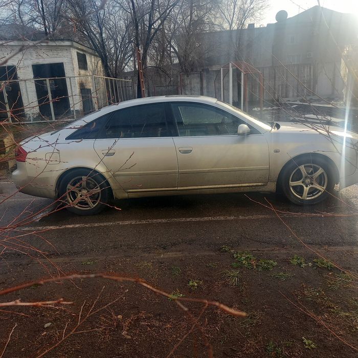 Продаю Ауди А6   с5  , рестайлинг,  2003 г.в..