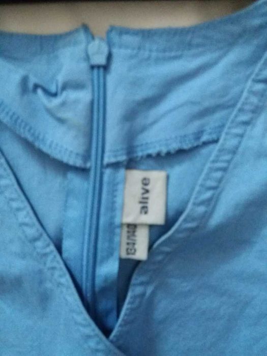 Rochita albastra cu 3 flori