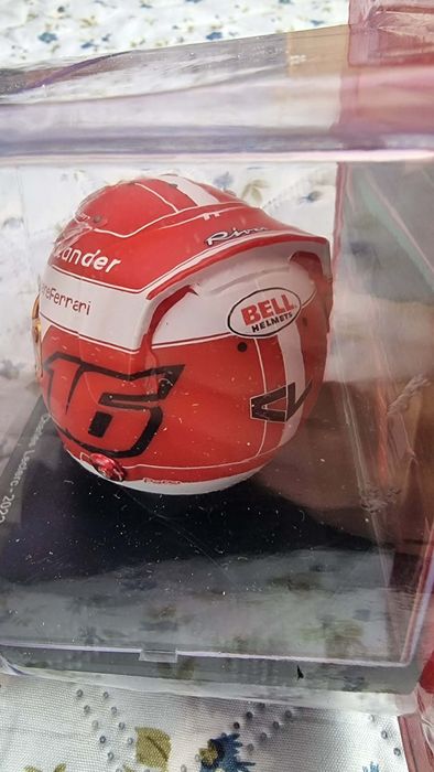 Charles Leclerc helmet 2022 season 1:5 spark