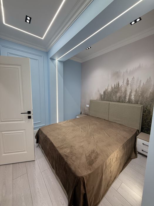 Квартира арендага берилади, хамма шароити бор. Газ светдан муаммо болм