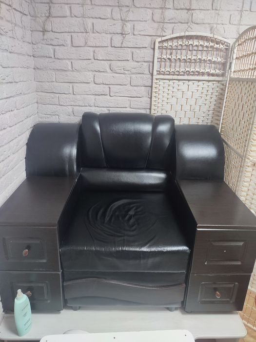 Продам педикюрное кресло