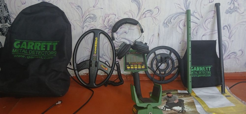 Продам металлоискатель гаррет