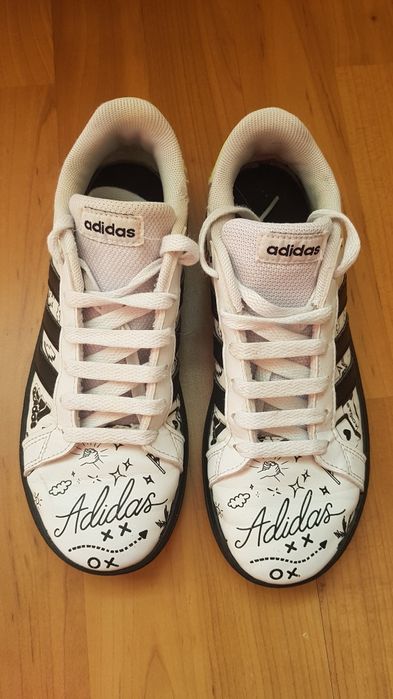 Adidas маратонки