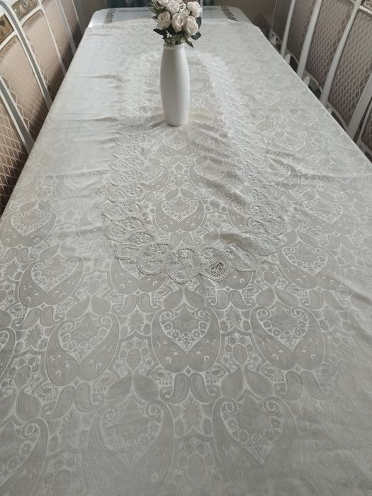 Скатерть красивая