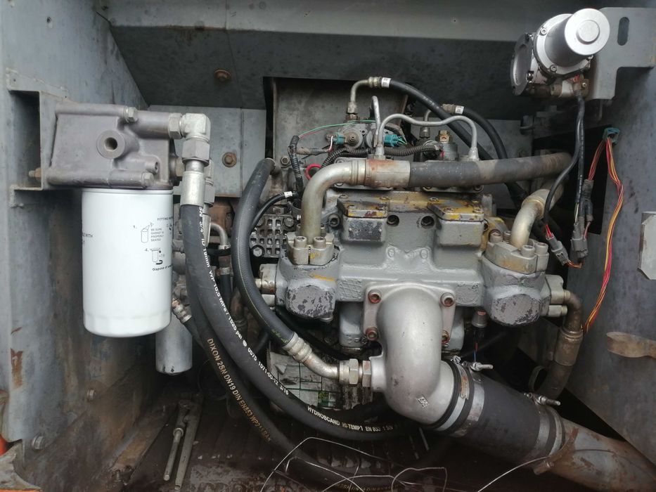 продам экскаватор