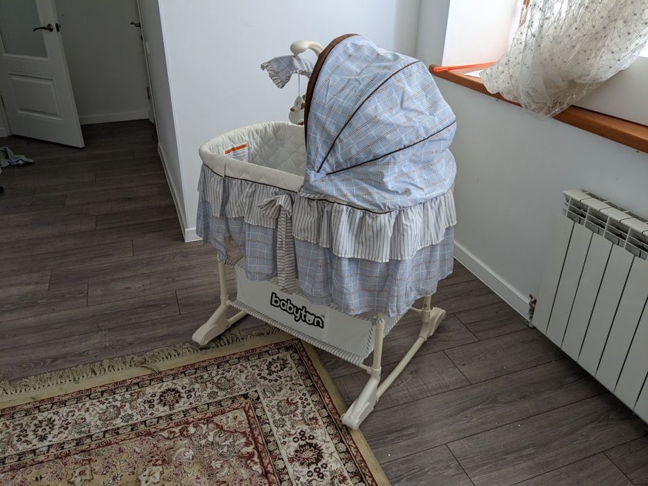 Детская кроватка качель