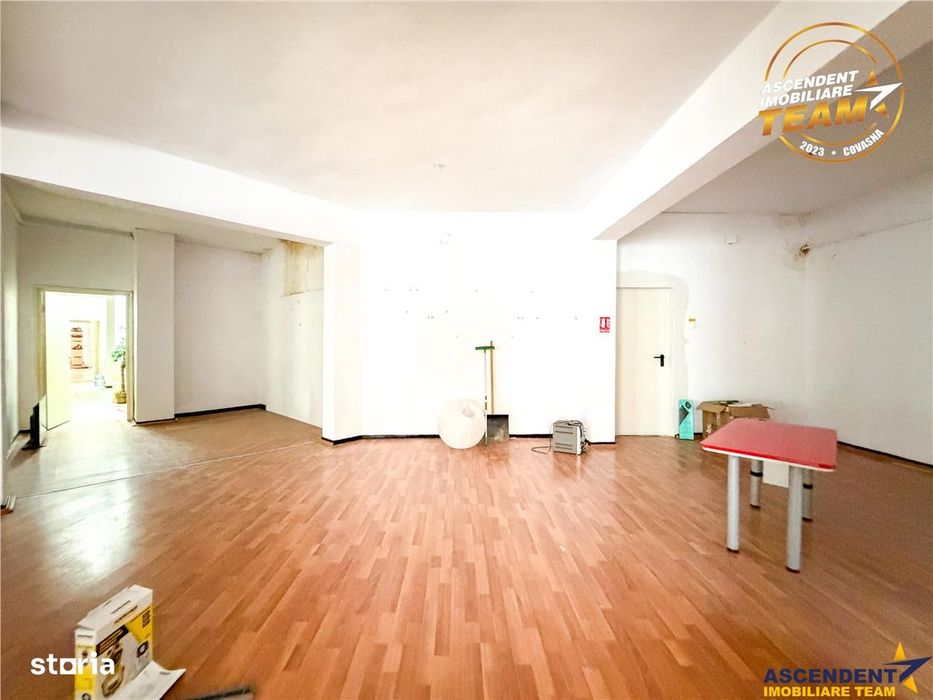 Spatiu comercial versatil, fostul Sicmob Sfantu Gheorghe: acces facil