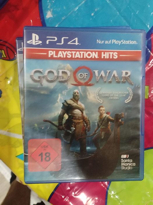 PS 4pro+игри,волан,джойстици 4бр.
