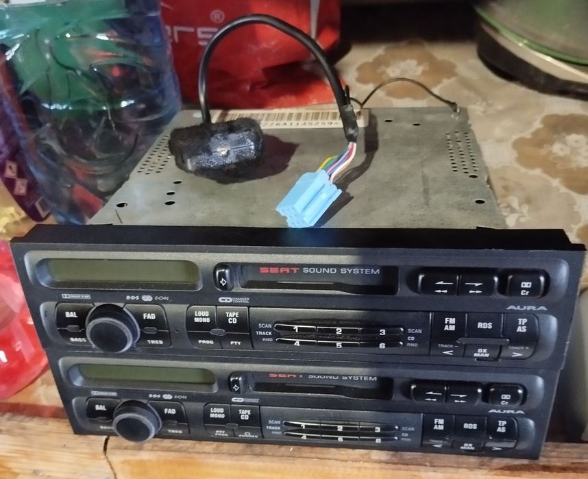 Радио касетофон Сеат Аура + BT за части