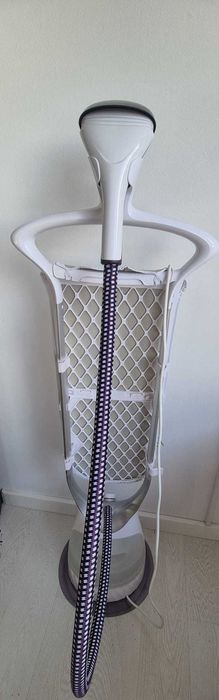 Aparat de calcat vertical cu abur Philips ComfortTouch GC557/30