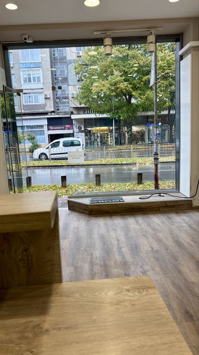 Дава се под наем Магазин в Варна, Владислав Варненчик - 35 кв.м за 1 € - Снимка #2