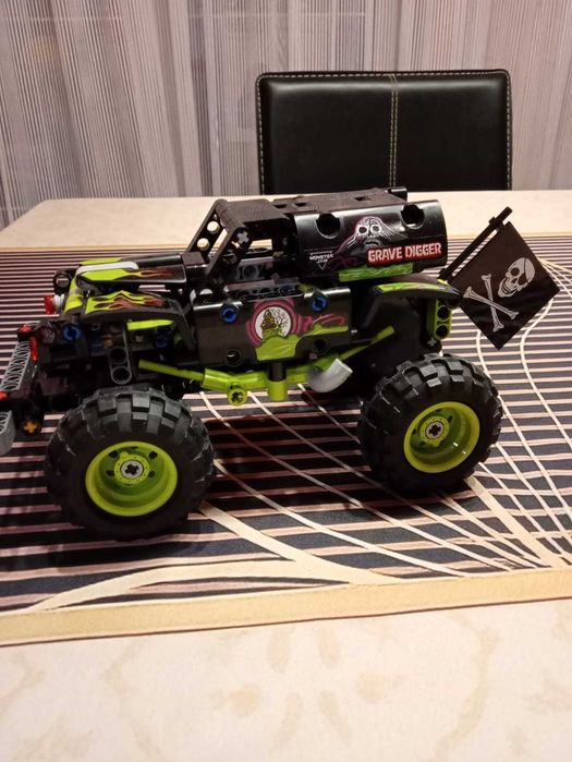 Lego masini superbe Tehnic! Timisoara zona girocului