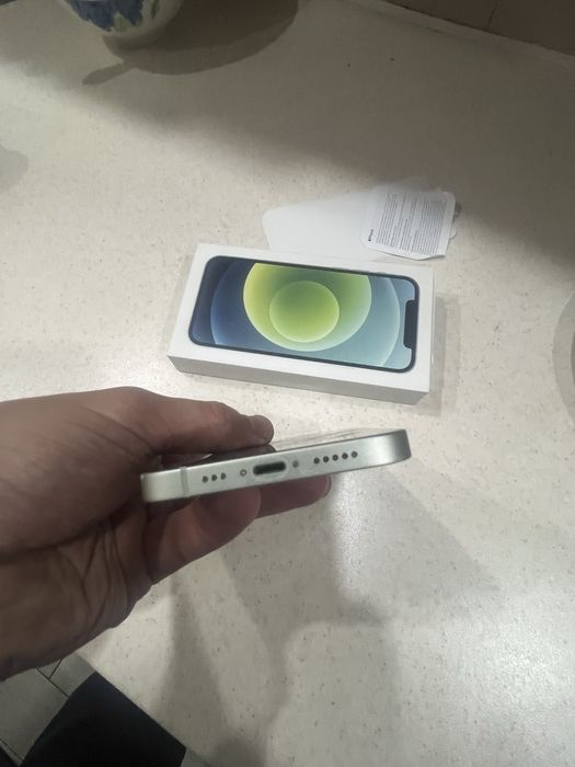 Продам iphone 12 128gb